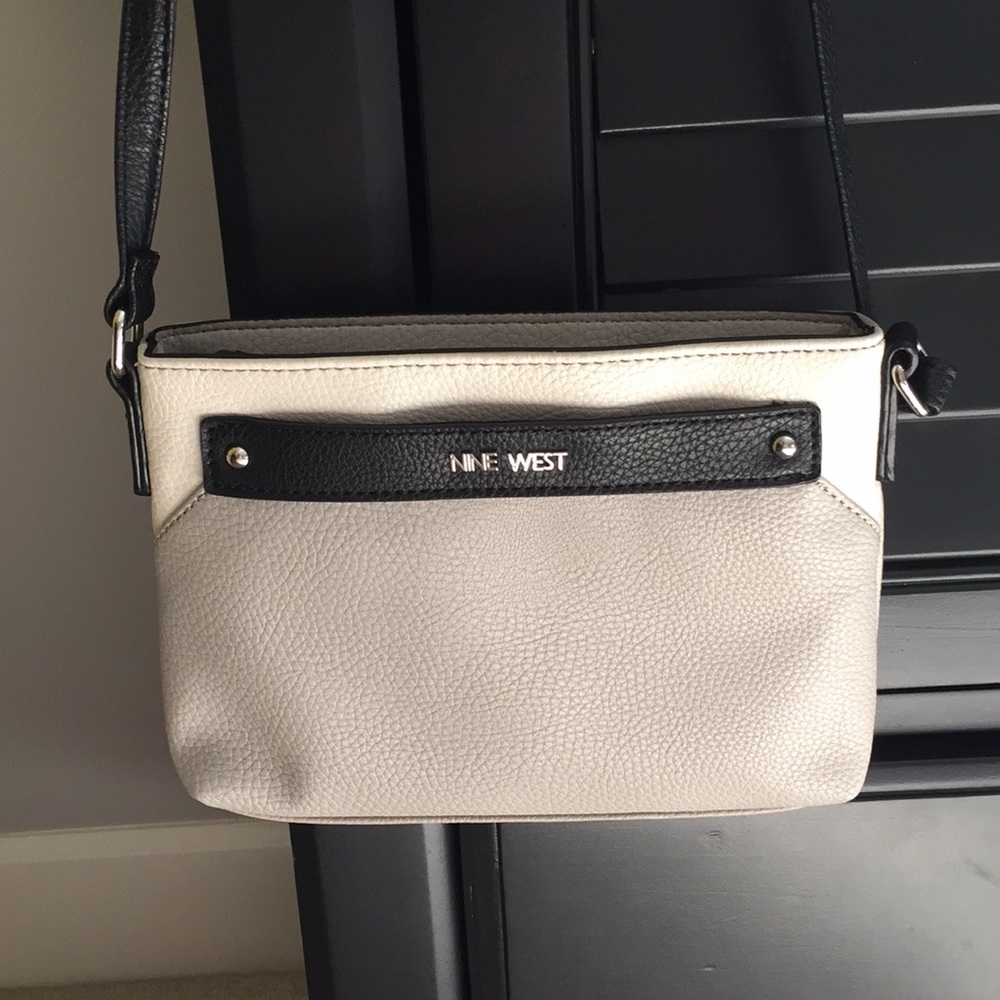 Nine West purse - crossbody, price negotiable